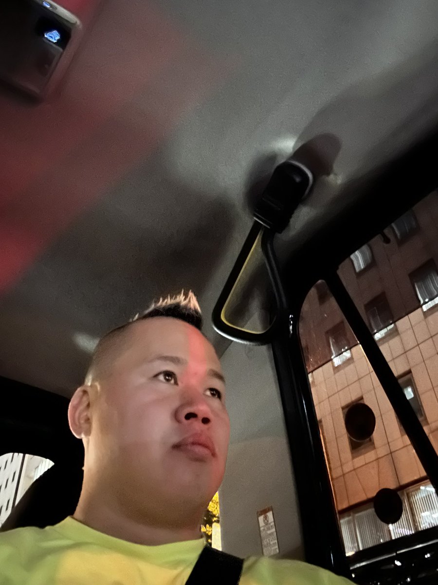 87dekaMAN's tweet image. 金魚番長と一緒の収録でした。
なんかむかついてきました。
