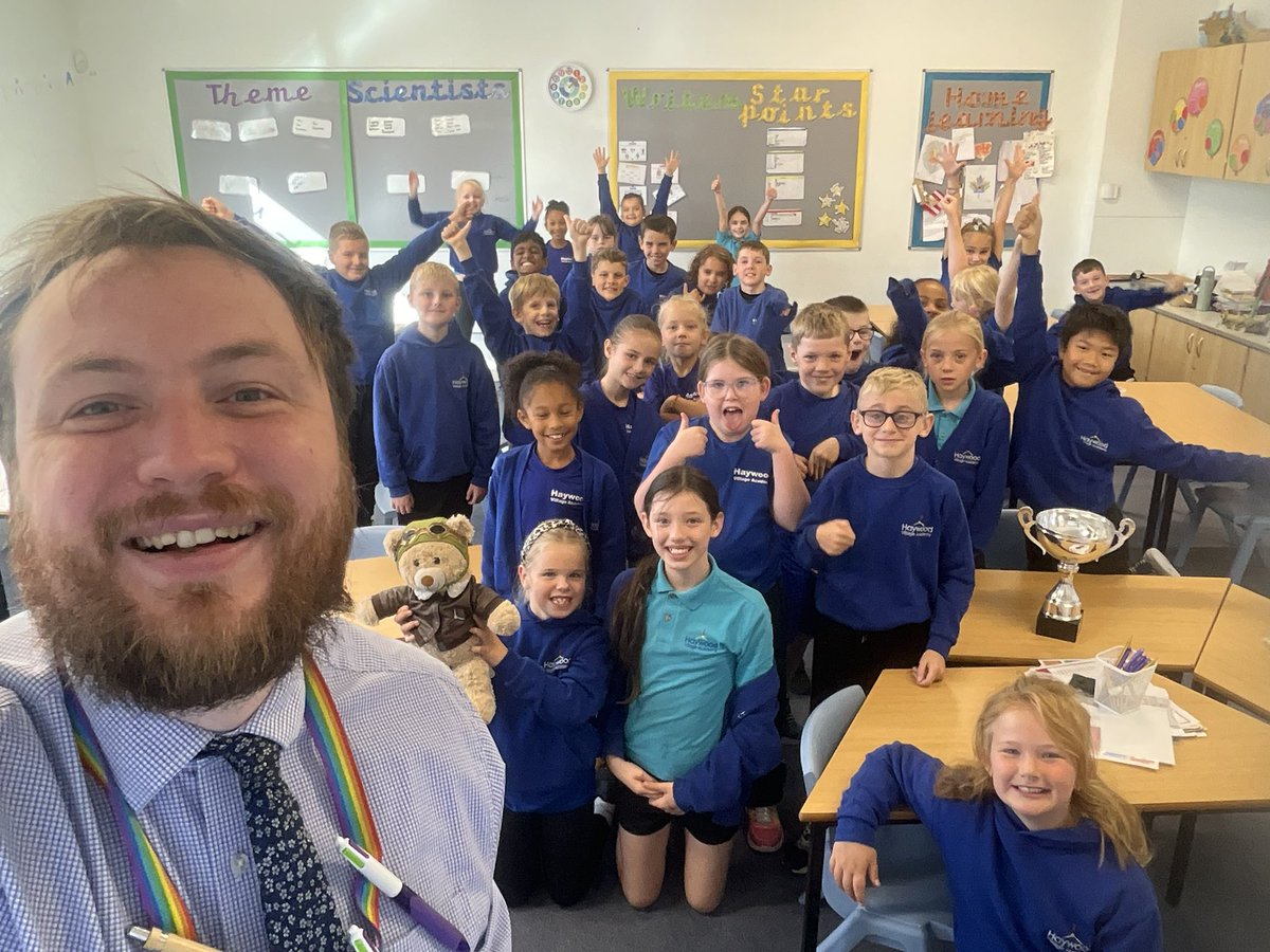 Mr Allen tweet media