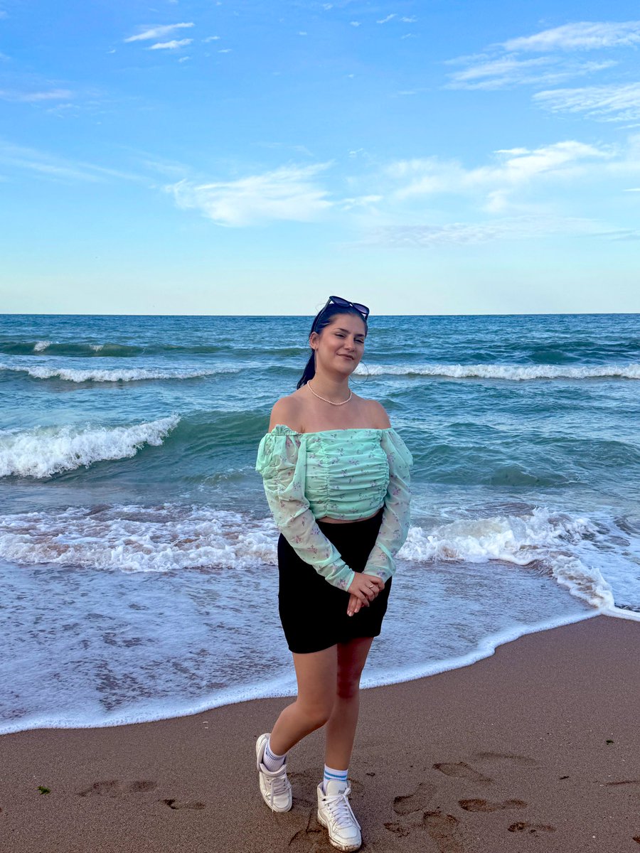 teoline___'s tweet image. ✨🦋

onlyfans.com/teoline

#AaronYaGanaste