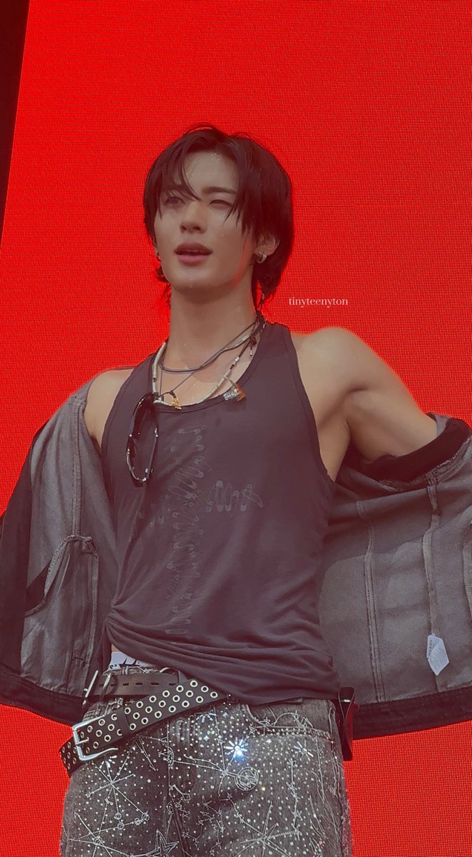 PCY’s armpits tweet media