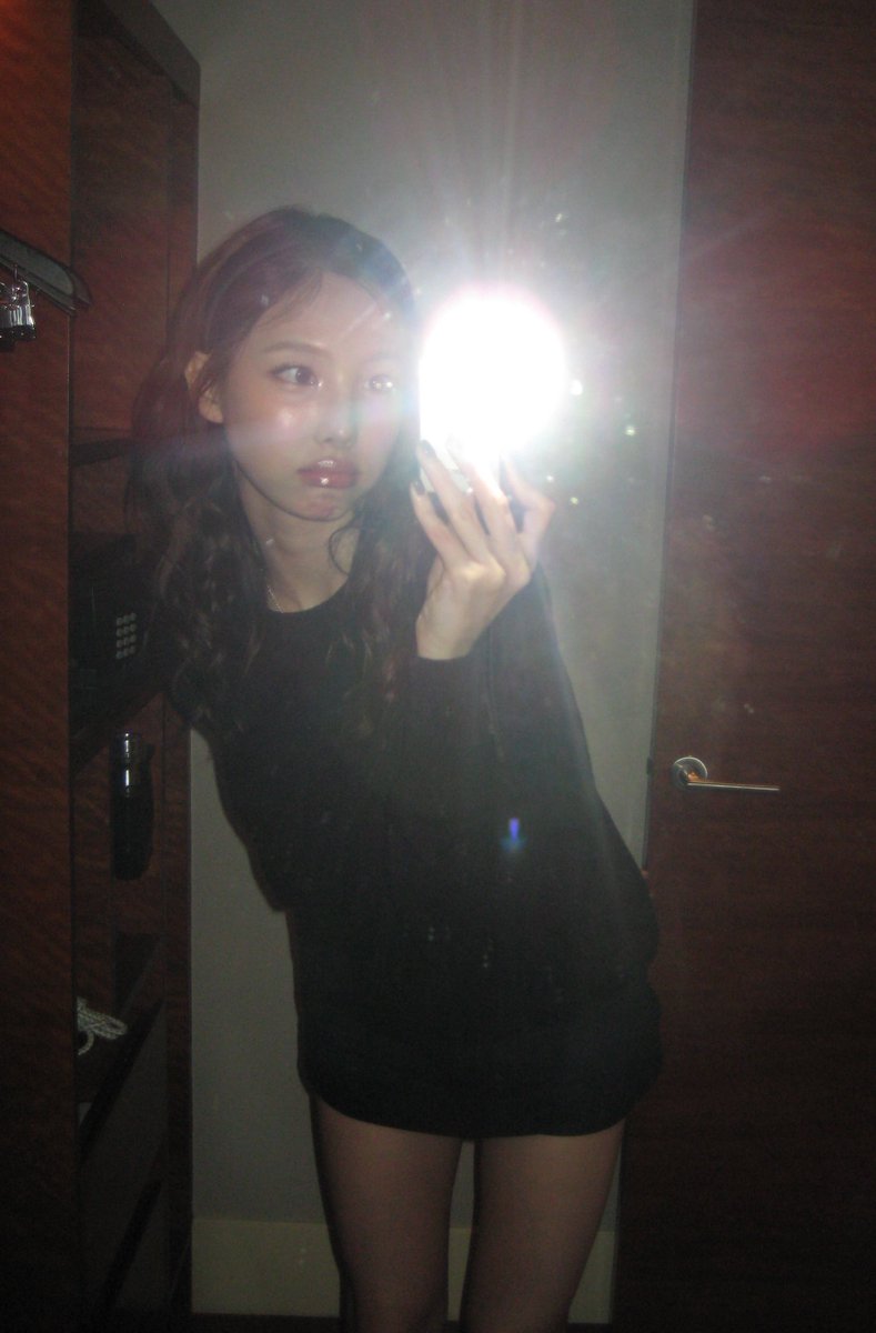 nayeon (@imnayeonarchive) on Twitter photo 