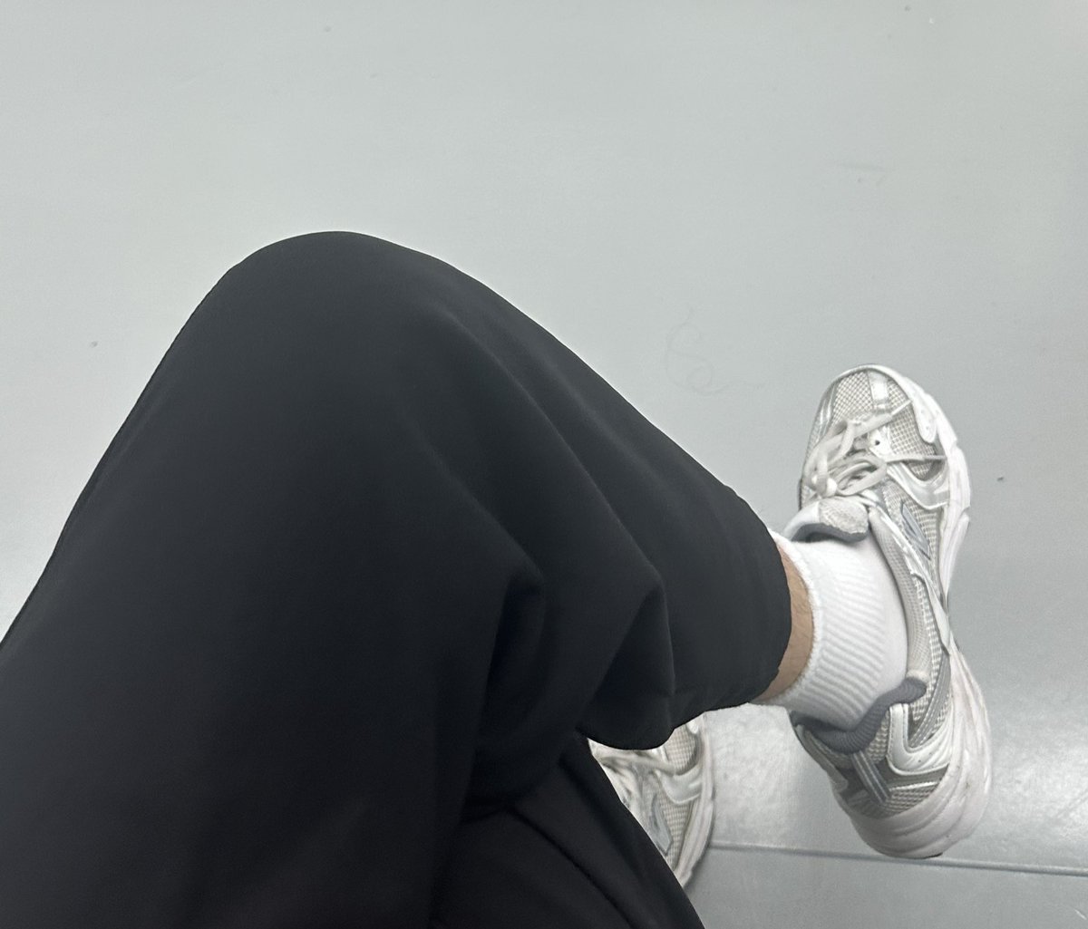 추석에 방구석에서 몰래 돈 쪽쪽 빨리면서 용돈 탕진하고 딸잡는 형들 와봐요 ㅎㅎ