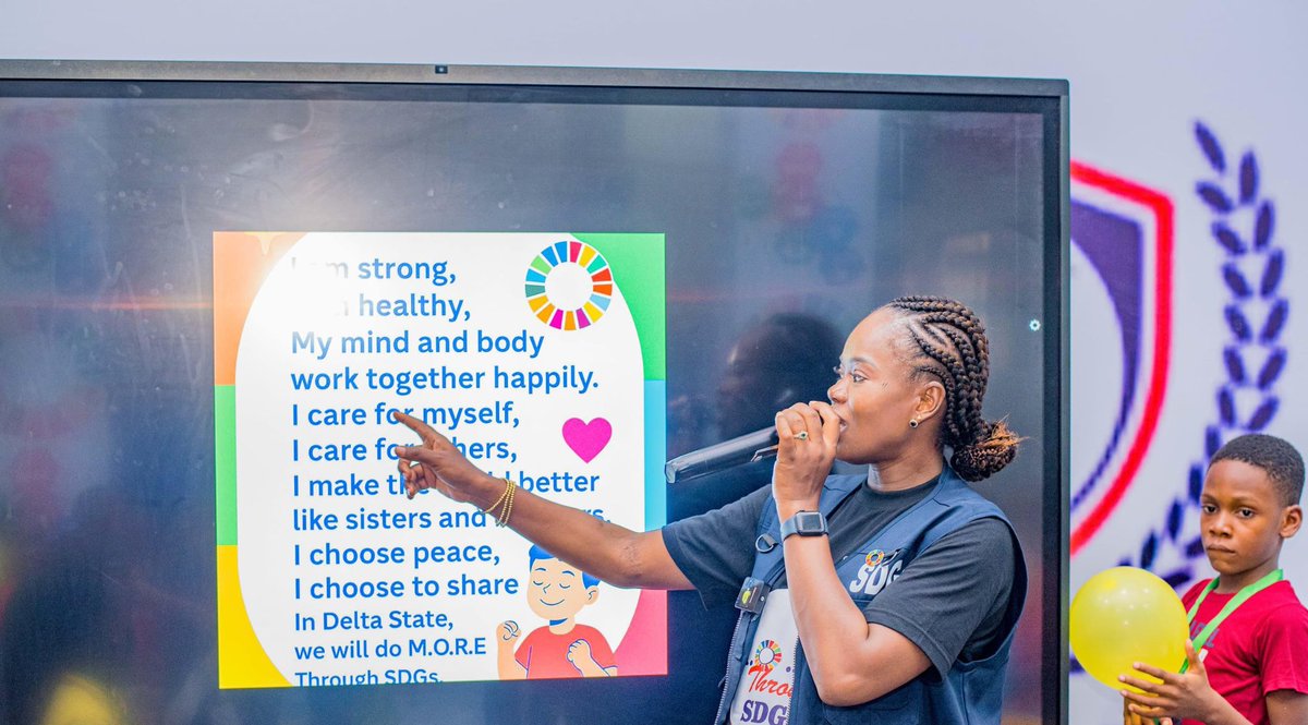 DeltastateSDG's tweet image. Happy #TeachersDay! 
Teachers are builders of minds &amp;amp; shapers of nations. This year’s theme, “Recasting teaching as a collaborative profession,” calls us all—parents, gov’t, communities to support &amp;amp; uplift them.
When teachers thrive, nations flourish. 

#SDG4 #QualityEducation