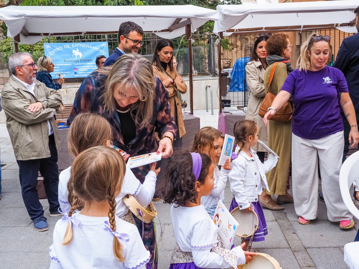 👉🏻Ahir a La Bisbal del Penedès fent territori amb les diputades <a href="/mncsls/">Mònica Sales 🎗</a> <a href="/montse_ortizm/">Montse_ortiz 🎗</a> i una de les millors alcaldesses de Catalunya <a href="/AgnesFerre/">Agnès Ferré Cañellas</a> i la seva regidora <a href="/juditvida2/">juditvidal</a>.