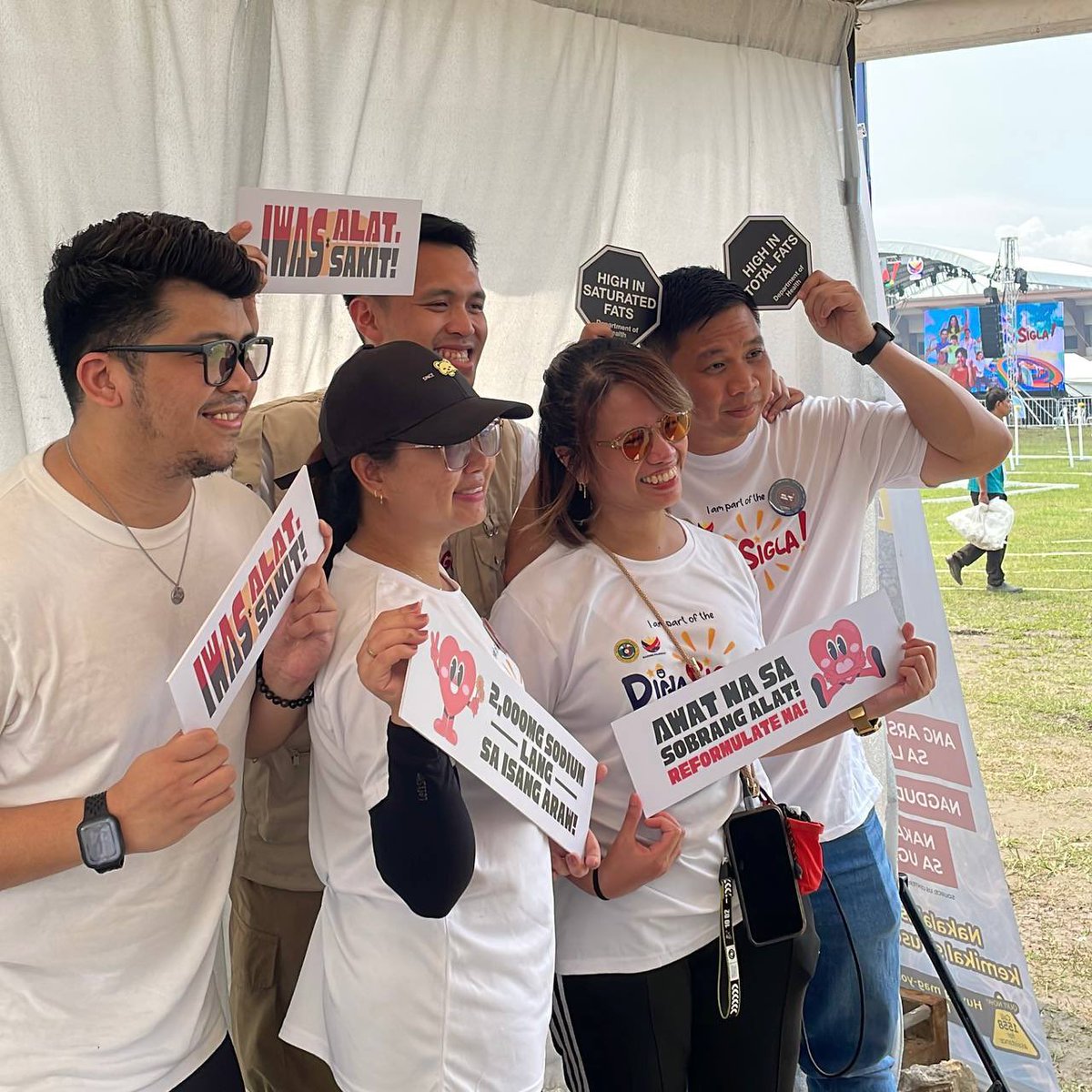 ImagineLawPH's tweet photo. 𝗣𝗮𝗿𝗮 𝘀𝗮 𝗵𝗲𝗮𝗹𝘁𝗵𝘆 𝗣𝗶𝗻𝗼𝘆 𝗳𝗮𝗺𝗶𝗹𝗶𝗲𝘀, 𝗽𝗮𝘀𝘀 𝘁𝗵𝗲 𝗦𝗼𝗱𝗶𝘂𝗺 𝗥𝗲𝗳𝗼𝗿𝗺𝘂𝗹𝗮𝘁𝗶𝗼𝗻 𝗮𝗻𝗱 𝗛𝗲𝗮𝗹𝘁𝗵𝘆 𝗙𝗼𝗼𝗱 𝗘𝗻𝘃𝗶𝗿𝗼𝗻𝗺𝗲𝗻𝘁 𝗯𝗶𝗹𝗹𝘀 𝗡𝗢𝗪! 💚

#HealthyFoodEnvironmentNOW #IwasAlatIwasSakit #DapatMayBabala #ReformulateNa https://t.co/bKN9GqHQw8