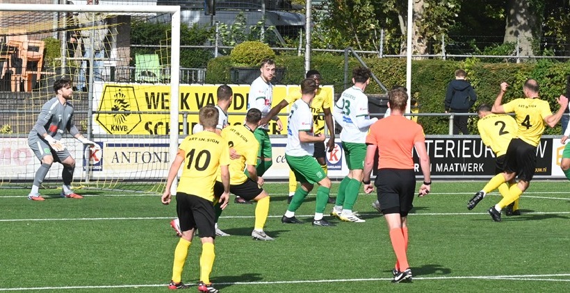 Na 8 maanden pakt UNA eindelijk weer de thuiswinst!
=&gt;  omroepveldhoven.nl/?p=22553