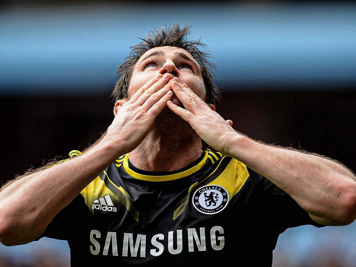 IsaiahCFC's tweet image. What’s your favourite Lampard moment?👇