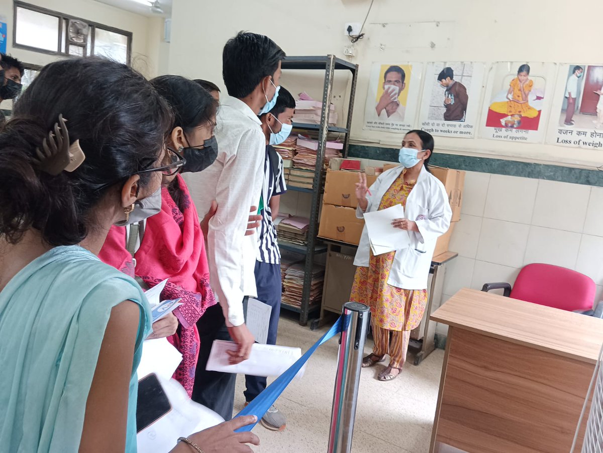 institute_NITRD's tweet photo. Health education in OPD on Swachhta, Hygiene & Cleanliness at NITRD – promoting a healthier environment for all! #SwachhNITRD #HealthEducation #CleanlinessAwareness
#SpecialCampaign5 https://t.co/aMJhPqRMOs