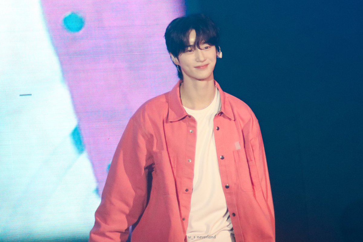 w_sNeverland's tweet image. 해피 추우석🌕
 #변우석 #ByeonWooSeok  #邊佑錫