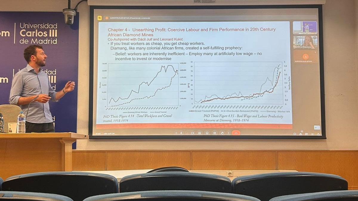 Leo Dolan tweet media