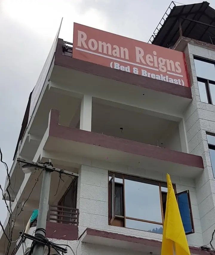 HourlyBigJiM's tweet photo. India fans will put Roman Reigns on anything 😭💀 https://t.co/YQpbwQvavC