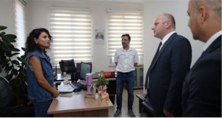 BaglarMEM21's tweet photo. Millî Eğitim Müdürümüz Sn. Salih Sadoğlu,Müdürlüğümüzü ziyaret etti.

Ziyaret kapsamında Müdürümüz Sn. Mehmet Kantar, şube müdürleri ve personellerle bir araya gelen Sn.Sadoğlu ilçede yürütülen eğitim faaliyetleri, projeler ve çalışmalar üzerine değerlendirmelerde bulundu.
@tcmeb https://t.co/kXQzoRFH2f