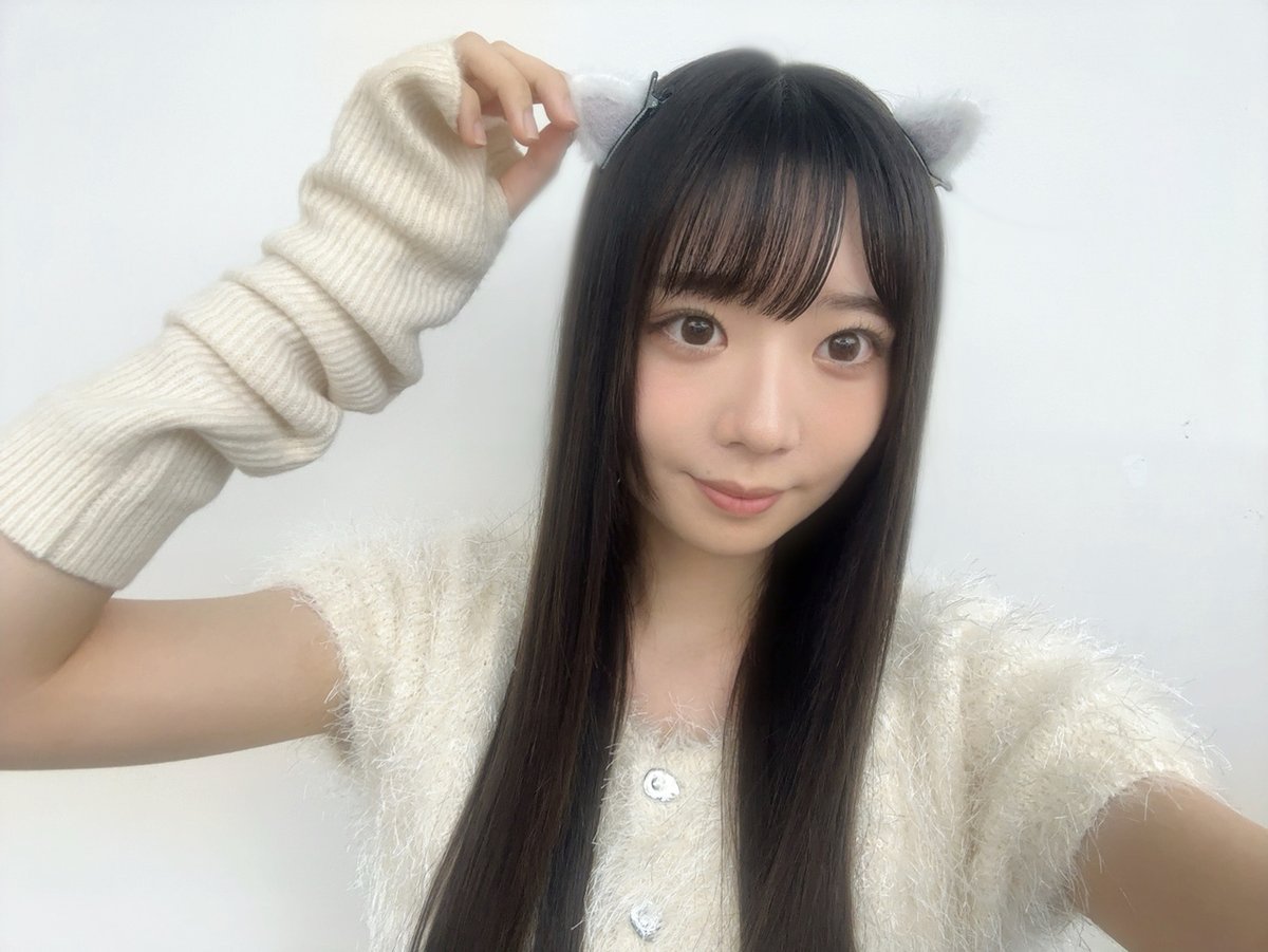 OTR 【6/6まで値下げ】日向坂46 直筆サイン入り生写真 坂井新奈