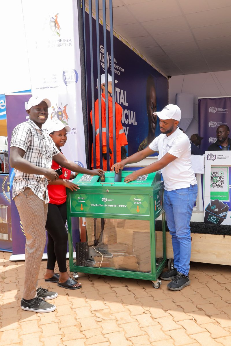 Glenn_Noel_Ics's tweet photo. Do you have E-waste of any kind For example; Old or spoilt phones, batteries, remotes, radios, dvd players, TVs, extensions, all electronics. Safe disposal protects & saves our environment, communities & individuals from harmful chemicals.
#GoldenPosts | #DeclutterEWasteToday https://t.co/sNzJbRrGd6