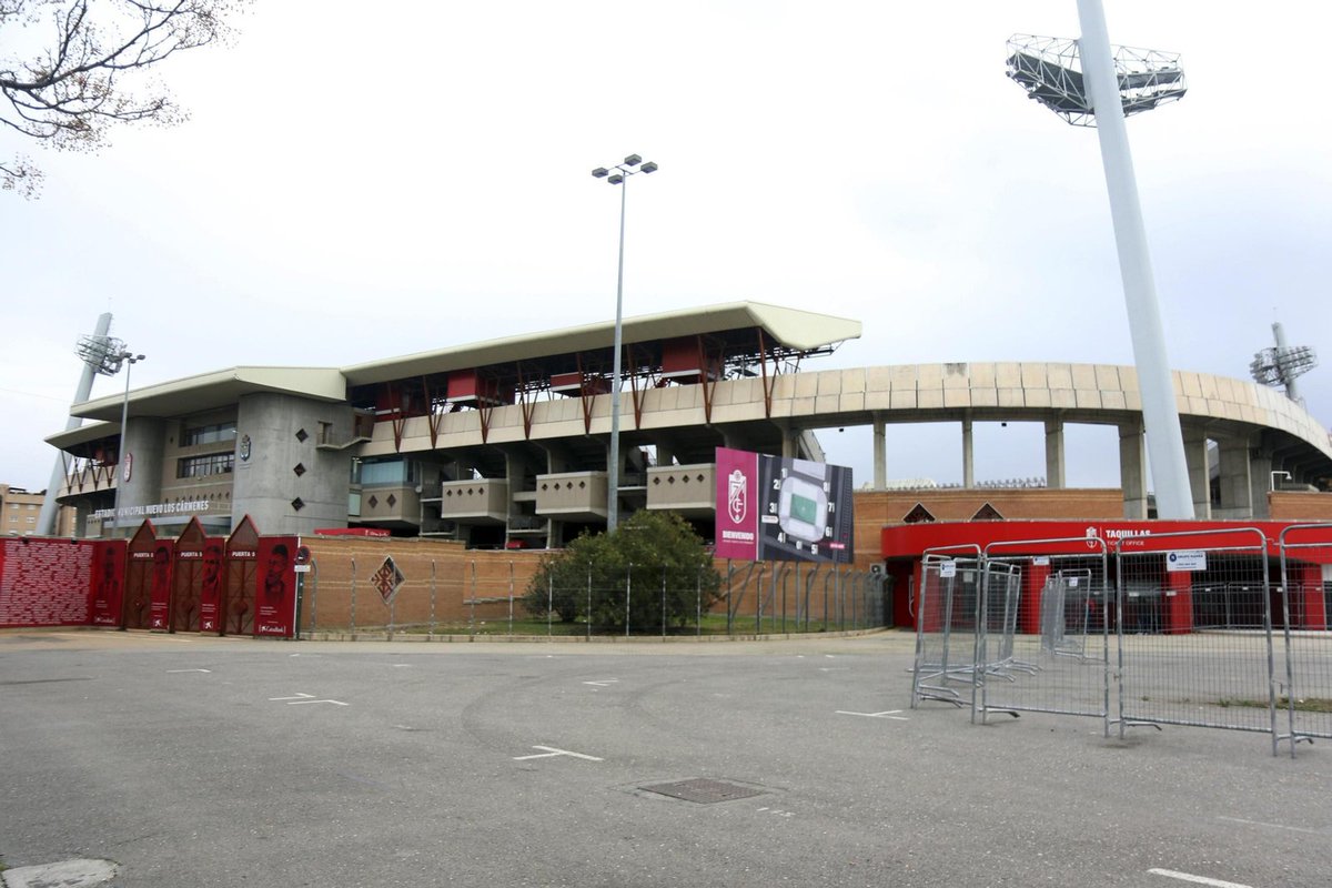 Muchas gracias a todos por vuestros reportes sobre la mala situación del estadio Los Cármenes.🙏

Estamos recopilando la información para compartir el documento públicamente con el Club y Ayuntamiento.📤

Seguimos trabajando para dar voz a la afición.

¡Solo por el Granada!