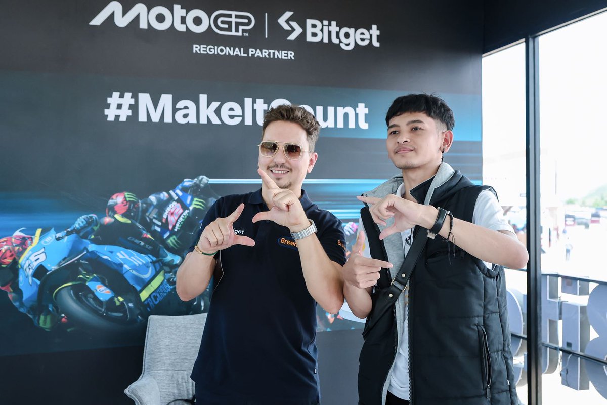 bitgetglobal's tweet image. Trackside heat, boothside energy, #MotoGPxBitget merch on lock 🔥

We’re here for it at #BitgetMandalika

#EventwithBitget