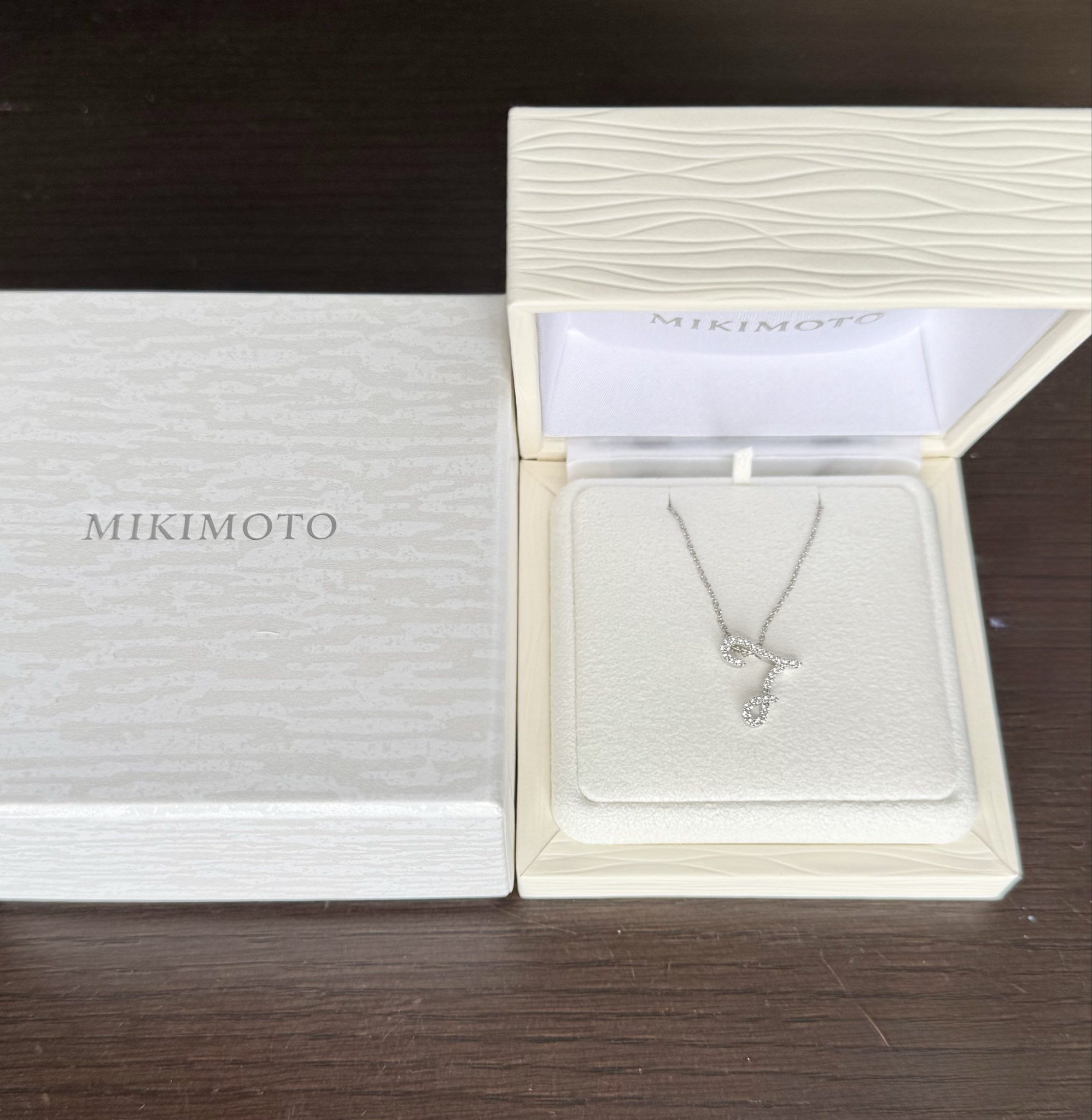 イニシャルM ペンダントネックレス K18イエローゴールド ダイヤモンド イニシャルペンダントM | 高品質 金