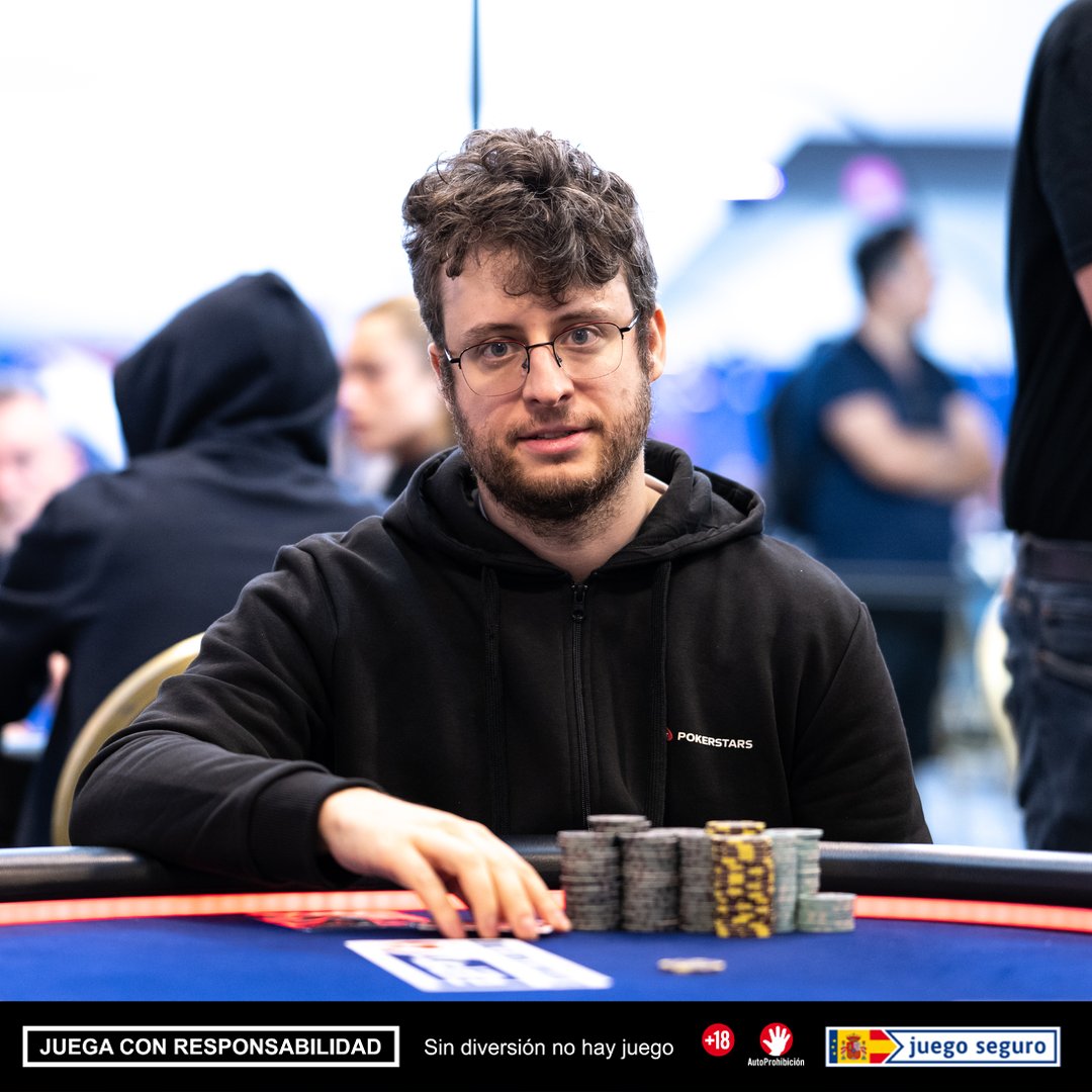 PokerStarsSpain's tweet photo. ¡Ana Márquez, Gerard Carbó e Ivan Furniet se cuelan en el día 4 del ME del #PSOpen Malta! 💥
¡Los 3 españoles 🇪🇸 estarán entre los 14 supervivientes, con un premio asegurado de 20.700 € y luchando por 423.700 € más la ♠️ de campeón!
¡VAMOSSS! 🚀 https://t.co/YGzakCsLX7