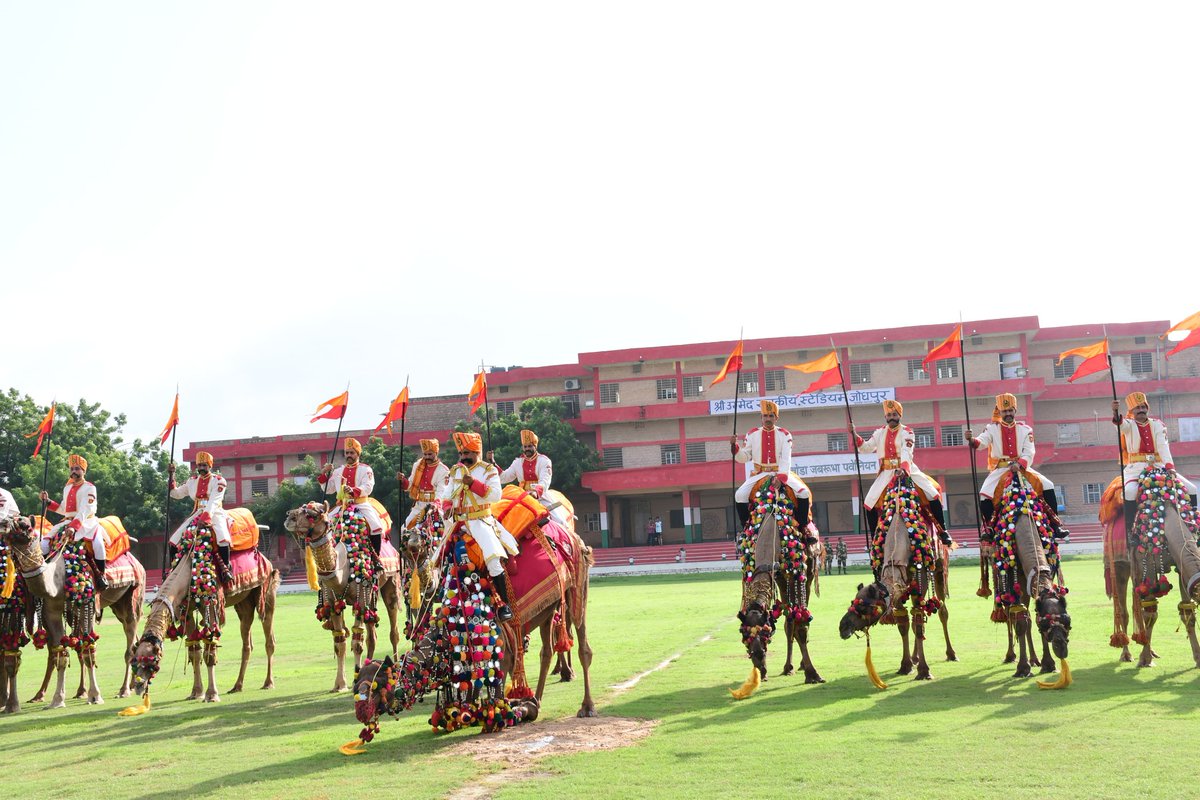 As part of Marwar Mahotsav being celebrated by Rajasthan Tourism, the famed #BSF Camel contingent added to the grandeur of the #MarwarMahotsav in Jodhpur. A spectacular Camel tatto show, Weapon Display was organised to showcase the incredible skills of our Seema Praharis.