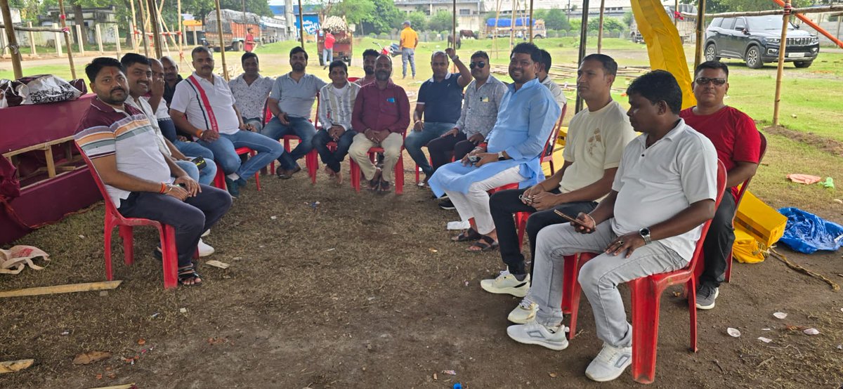 जमशेदपुर लोकसभा 
पूर्वी विधानसभा जमशेदपुर 
बर्मामाइन्स टीआरफ मैदान मे
श्री श्री सार्वजनिक काली पूजा समिति के ओर से 
आयोजित माँ काली पूजा मंडप निर्माण हेतु 
भूमि पूजन किये 
जय मां काली <a href="/JmmJharkhand/">Jharkhand Mukti Morcha</a> <a href="/JMM_E_Singhbhum/">JMM_पूर्वी सिंहभूम</a>