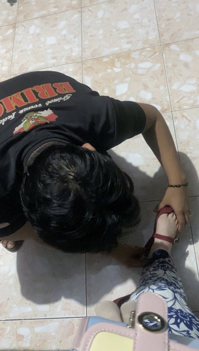 cinderdila's tweet photo. After that evil guy, God sent me the sweetest man as an apology🥹 https://t.co/JHW6xel44M