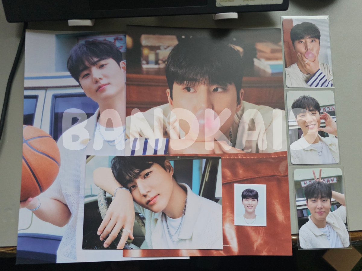 [help RT]

#wtsday6 WTS//want to sell
1. Season greeting 2025 day6 way to trip: 100k (boleh nego, ada bbrp damage di bbrp postcard &amp; poster)
2. Welcoming kit myday 5th gen: 55k (belum pernah di buka dan di pakai pc nya)

📍Jakarta Pusat
buat condi boleh dm aja yaa🤍