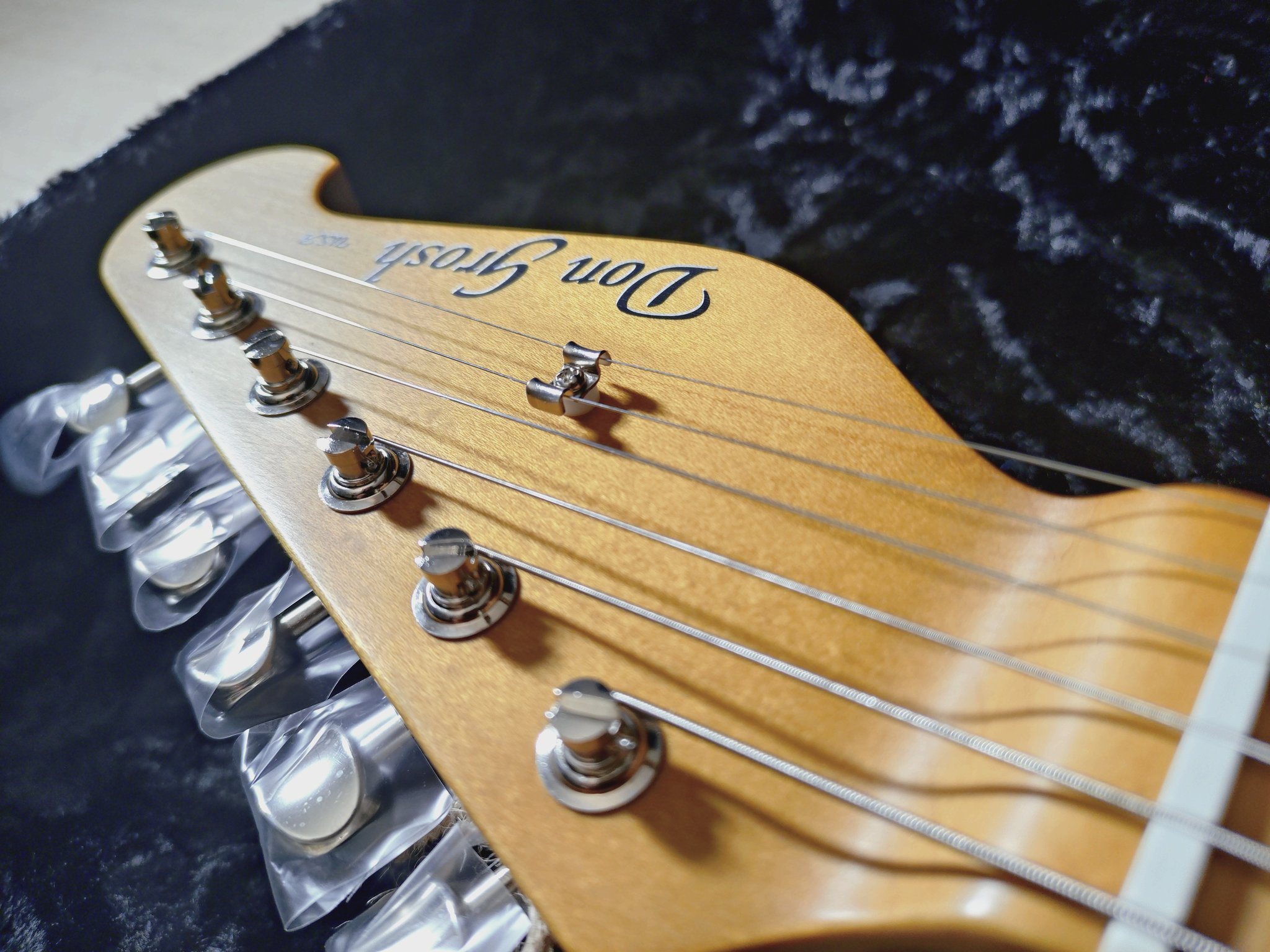 LuthierKOMAKI【公式】 (@passkeyguitars) / X