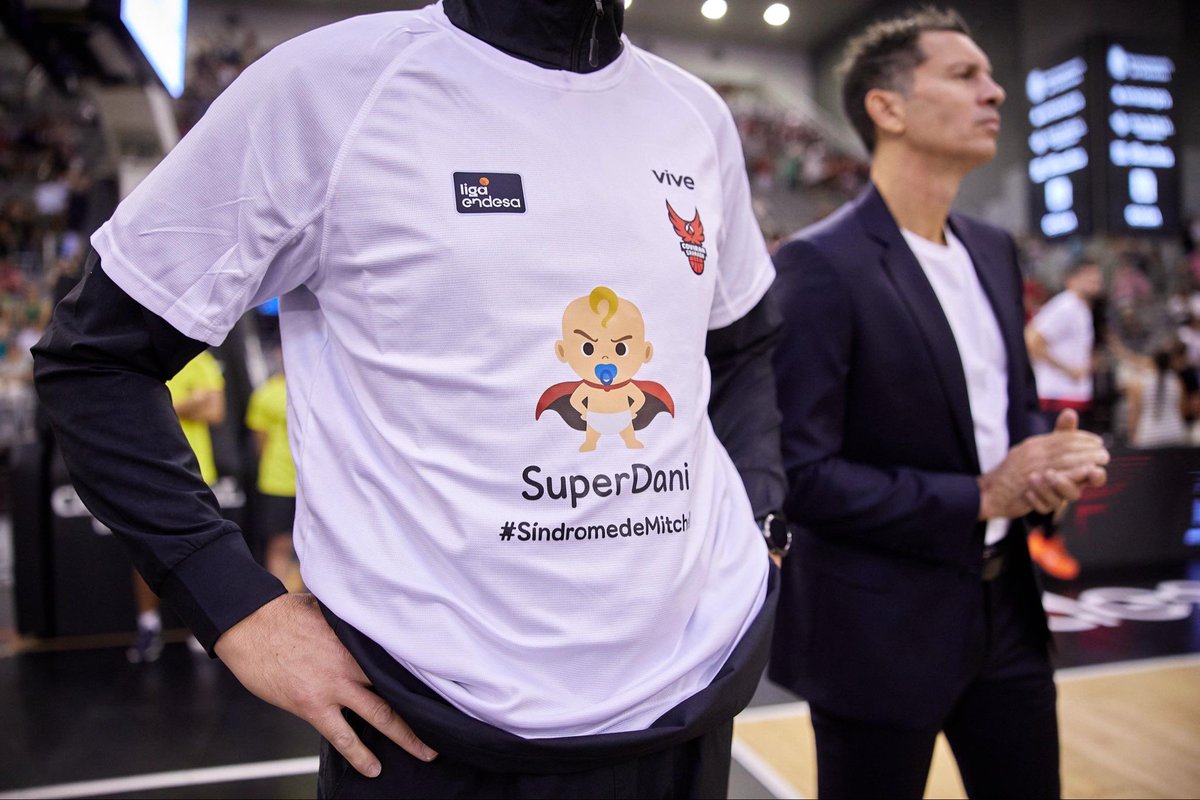 Super Dani 💪🏻❤️

Estamos con vosotros <a href="/Zamo_Fdez/">Zamo Fernández</a> y Andrea 🫶🏻