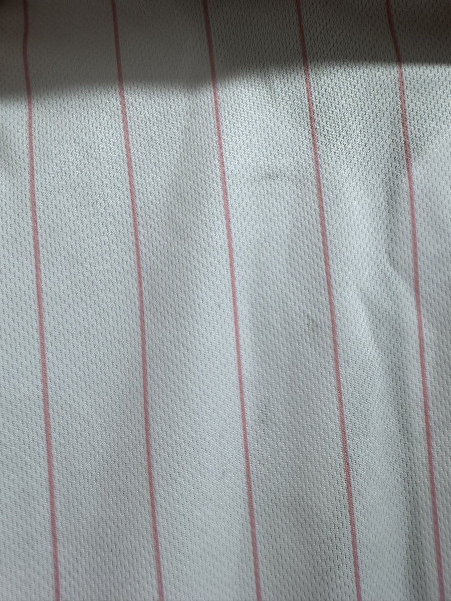 wogmlditkfkdgo's tweet image. 엘지트윈스 최고심 콜라보 노마킹 유니폼 95사이즈 양도합니다! 
-6.5
착용 1번 세탁 1번 했어요! 사진 속 오염은 실제로 티 많이 안나고 마킹 자리라 마킹 하시면 가려질 듯 해요! 편히 연락 주세용

open.kakao.com/o/sCDSXvth

한화 롯데 삼성 키움 케이티 두산 랜더스 쓱 기아 엔씨 티켓 포스트시즌