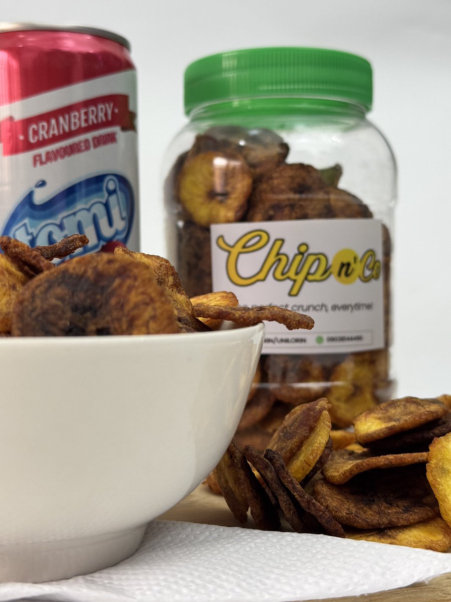 i sell sweet, crunchy and delicious plantain chips
naturally sweetened ofc!🧏‍♀️💛
