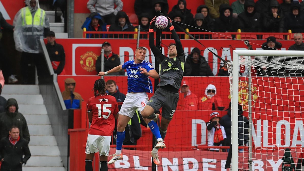 Stretford Paddock tweet media