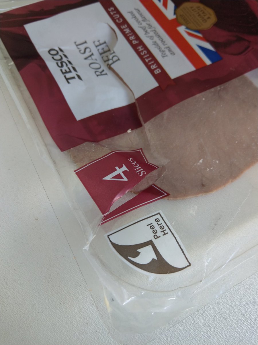 alanROYGBIV's tweet image. Easy Open #BigLie
Was hard before, Now @Tesco are using ultra thin plastic , so its even harder plus the lid film just rips 😈