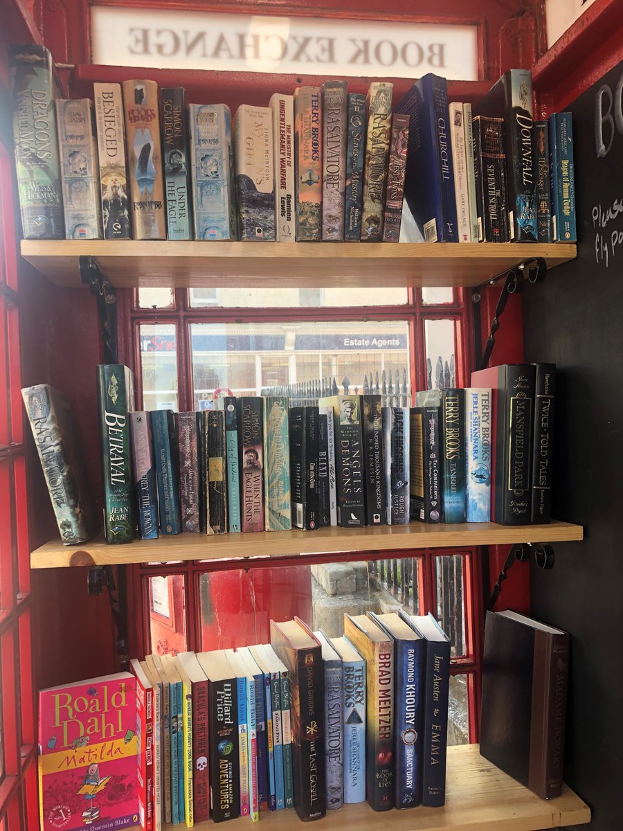 WeymouthWTC's tweet image. 📖 Today is the start of #LibrariesWeek! Not only is Weymouth home to the fantastic Weymouth and Littlemoor Libraries, but we also have a wonderful community book exchange facility right in the heart of the town centre: orlo.uk/NhYyC
#WeymouthTownCouncil