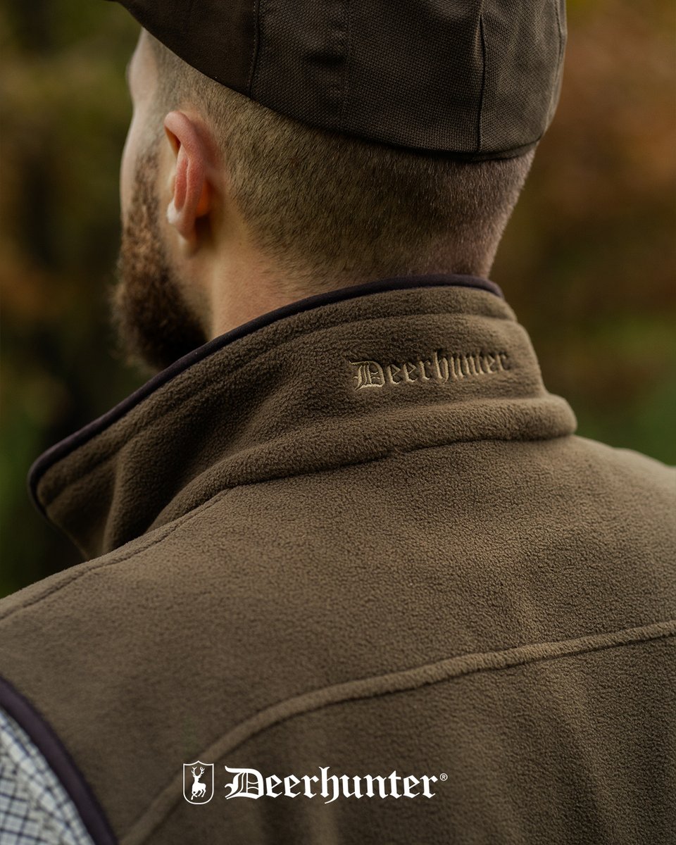 deerhunter_tr's tweet photo. Hem yağmurluk ve mont gibi kalın giysilerin altına giyilebilen hem de kendi başına kullanılabilen Deerhunter hırka ve yelekler özel kumaşı ile hem esnektir hem de sıcak tutar. 

#deerhunter #outdoorfashion https://t.co/yiXnikuXx5