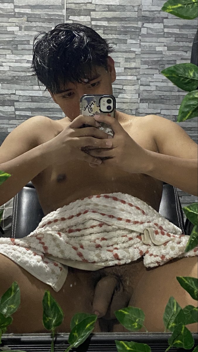 shiningstamp's tweet photo. Quien me presta su boquita….? https://t.co/r4YxKjfUGo