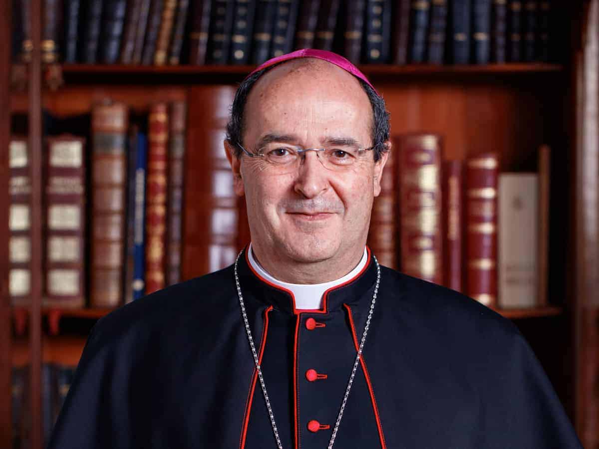 ✍️ Carta pastoral de Jesús Pulido, obispo de Coria-Cáceres <a href="/CoriaCCDiocesis/">Diócesis Coria-Cáceres</a> 
📢 Trabajo Decente y Migrantes #TrabajoDecenteDerechoNoPrivilegio diocesiscoriacaceres.es/storage/2025...