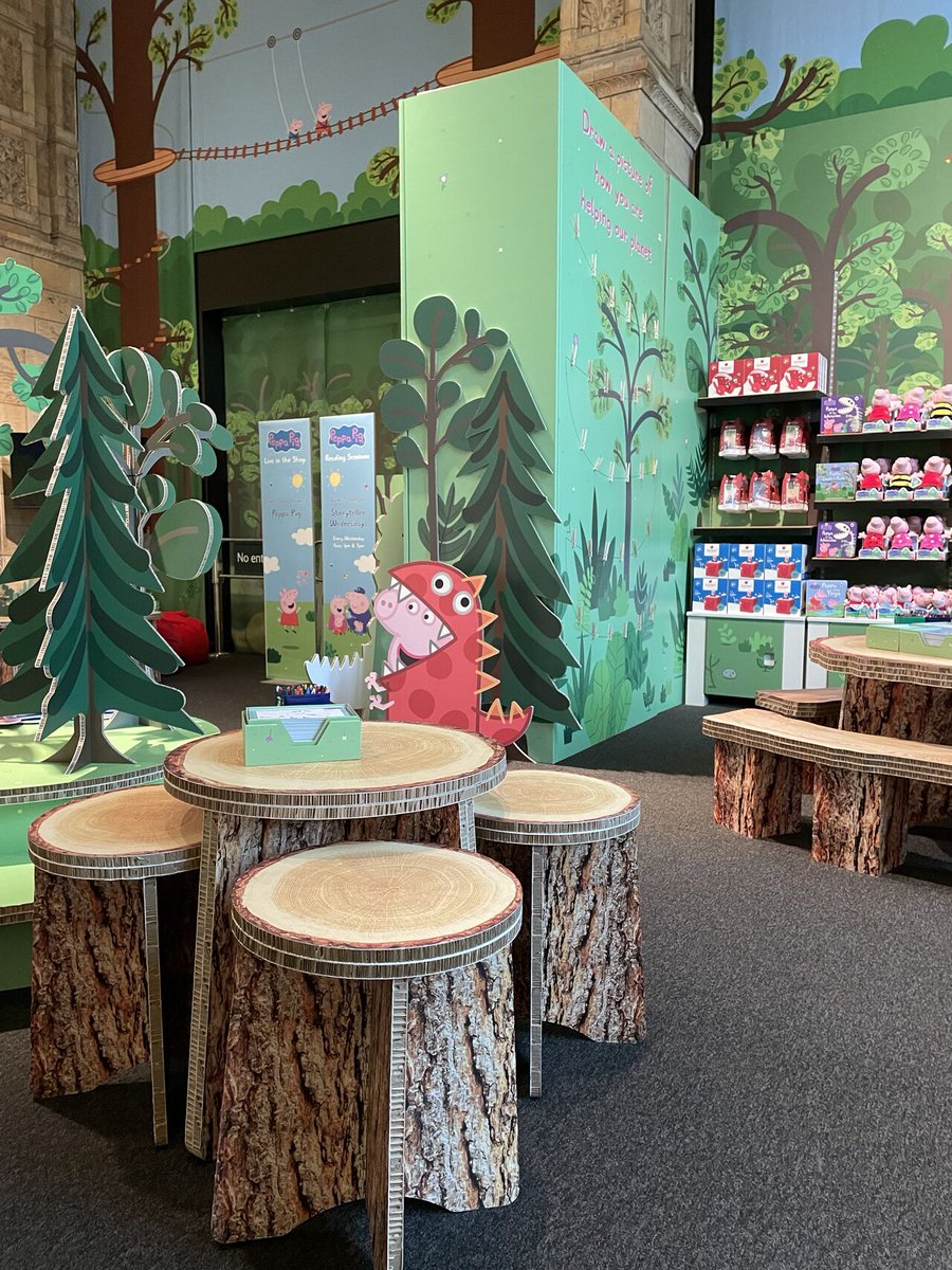 PyramidDisplay's tweet image. 🌍 Customer Spotlight: Data Image Group 🌍

When innovation meets sustainability the results speak for themselves. Their inspiring use of Swedboard® shows how bold ideas and greener choices can go hand in hand. 🌱✨

👏 Huge appreciation for leading the way.