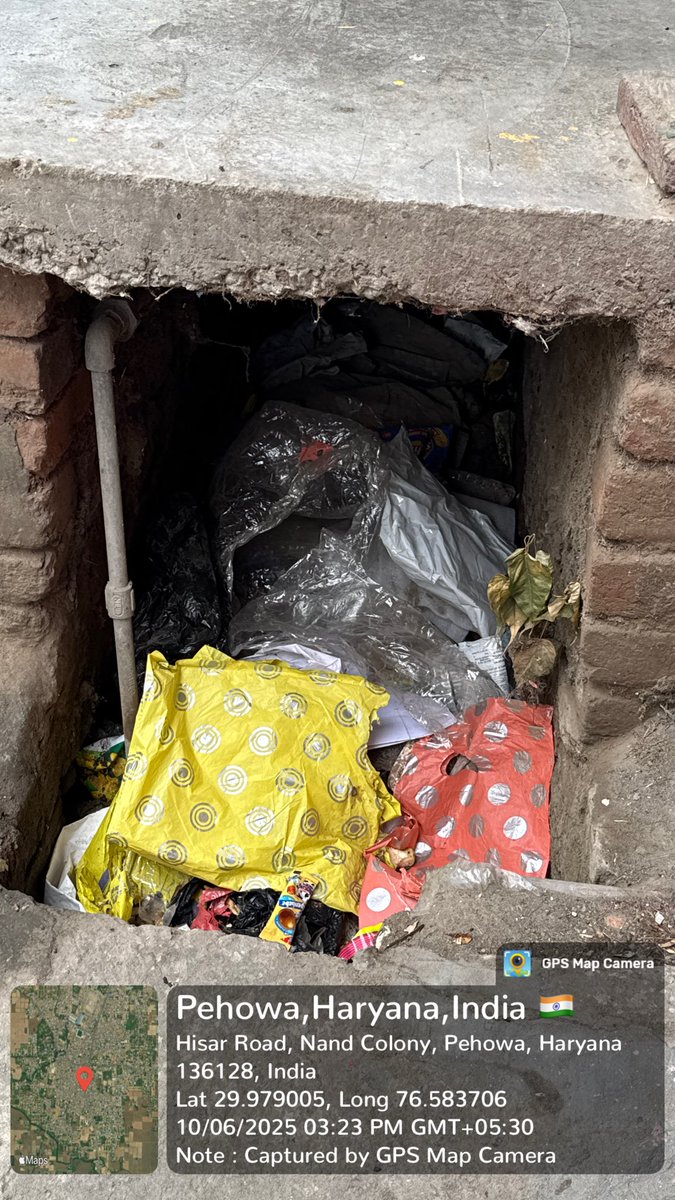 MonuMahant13's tweet photo. W no. 10 old post office Pehowa  (kurukshetra) Kaffi kaffi dino tk yaha saffi ni hoti  डेंगु वायरल चल रहा हैं उसके बावजूद भी सफाई का कोई साधन  नहीं हैं  karmchari ko phone kro hmesha lare lgate rhte h kirpa iska silution krwaye (Monu Mahant) Ph. No. 9729810407 @NayabSainiBJP https://t.co/prAqf3i52D