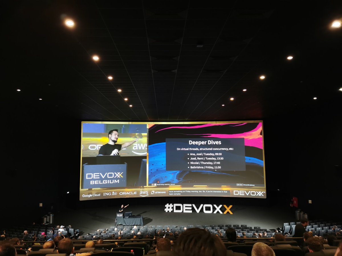 JohanHutting's tweet image. Nice to see @nipafx plug the @BalaRawool talk on Friday at #devoxx 🤩 If you have the opportunity, go visit his session!