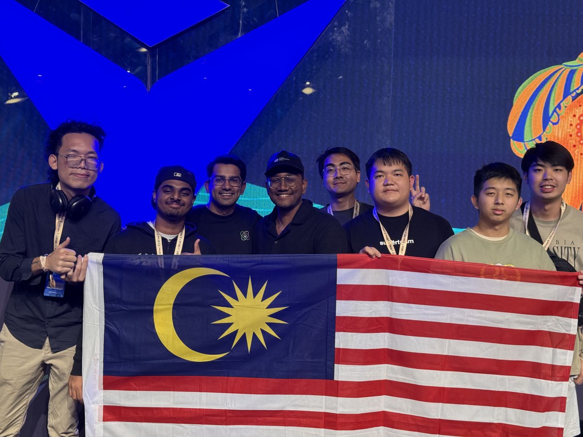 0xYudhishthra's tweet image. @ETHGlobal New Delhi - MoFo
With @victorevolves &amp;amp; @vimdawg, we built MoFo (My On-chain Flirt Operator) which is a privacy-first dating protocol fusing brain-signal traits, agentic AI, &amp;amp; on-chain incentives. Users verify via @worldcoin World ID &amp;amp; use AI agents for matches.

✅…