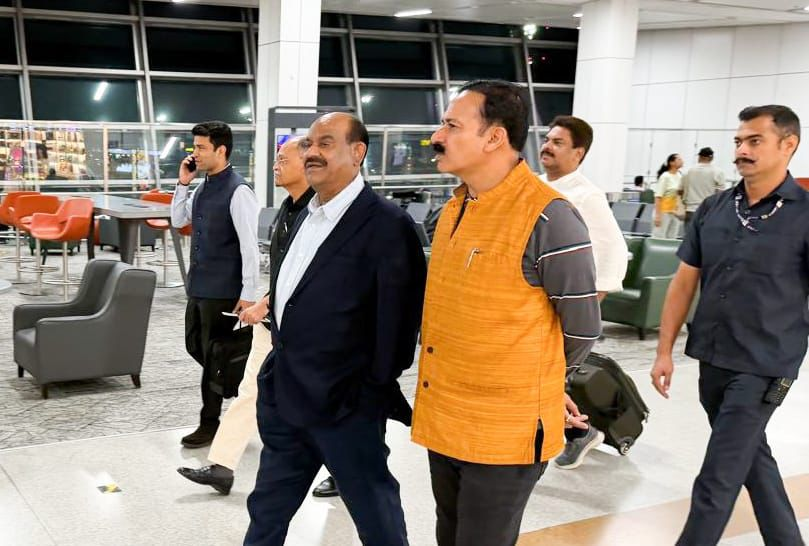 DDNewslive's tweet image. Lok Sabha Speaker Om Birla to Represent India at 68th Commonwealth Parliamentary Conference

Lok Sabha Speaker @ombirlakota will lead India’s delegation at the 68th Commonwealth Parliamentary Conference in Bridgetown, Barbados, from October 5–12.

The delegation includes the…