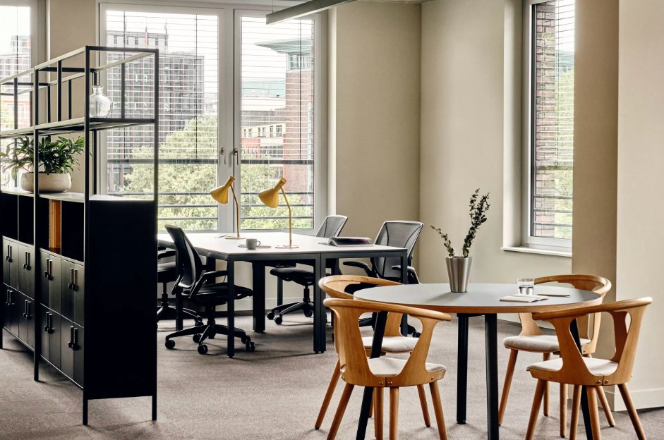 Workthere tweet media