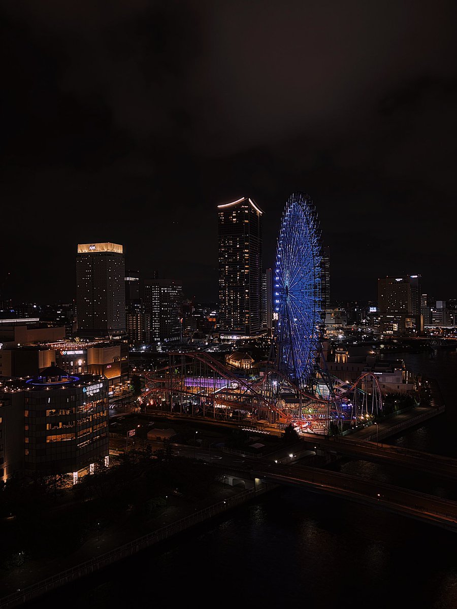 Jazadocument's tweet image. 意外と人生初の横浜にいます🌃