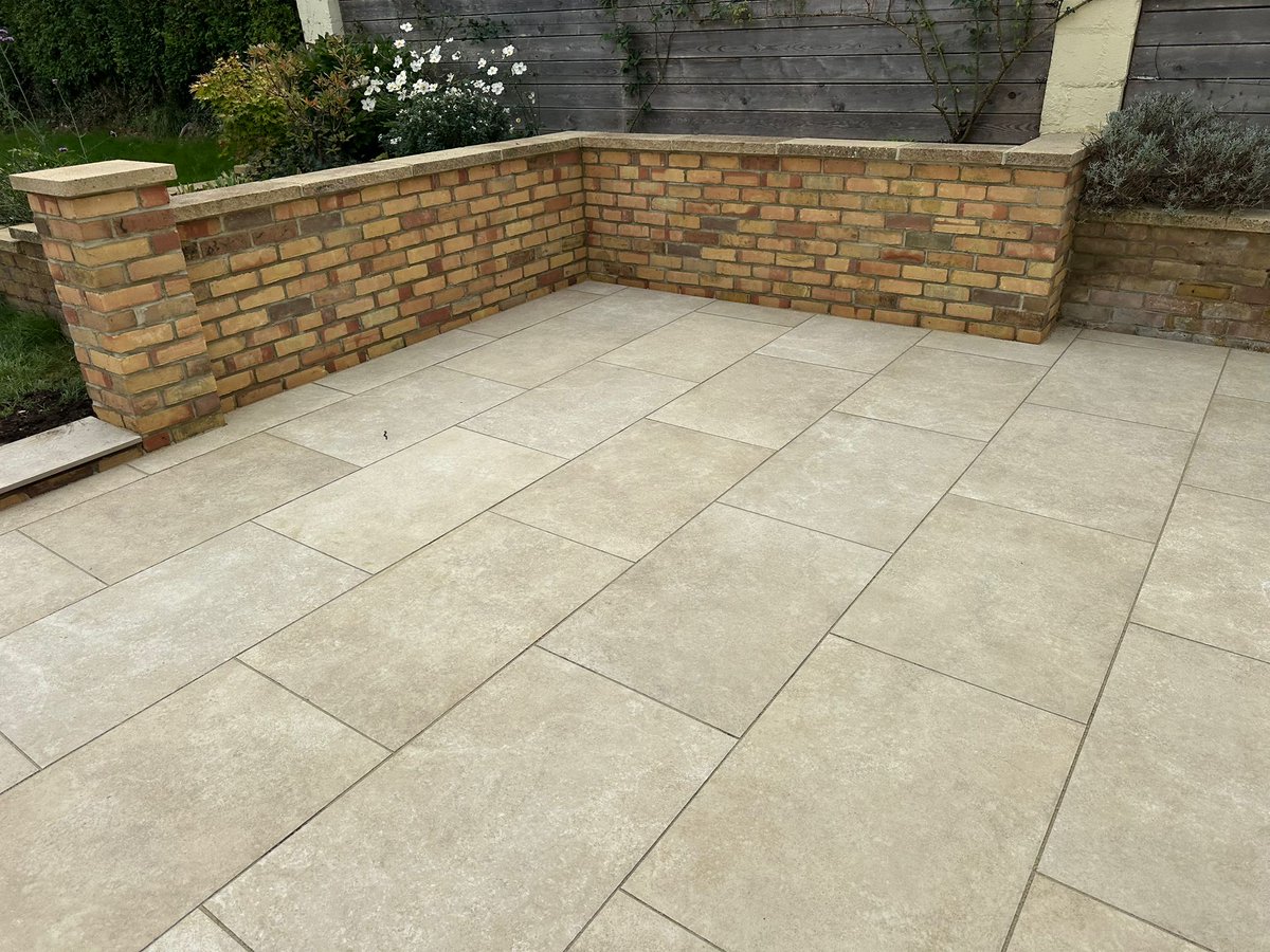 Crown Paving tweet media