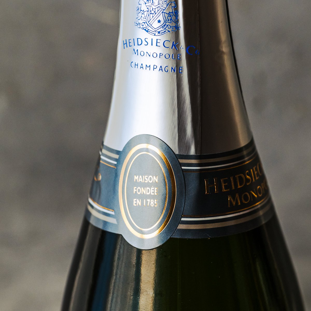 Monopole Champagne tweet media