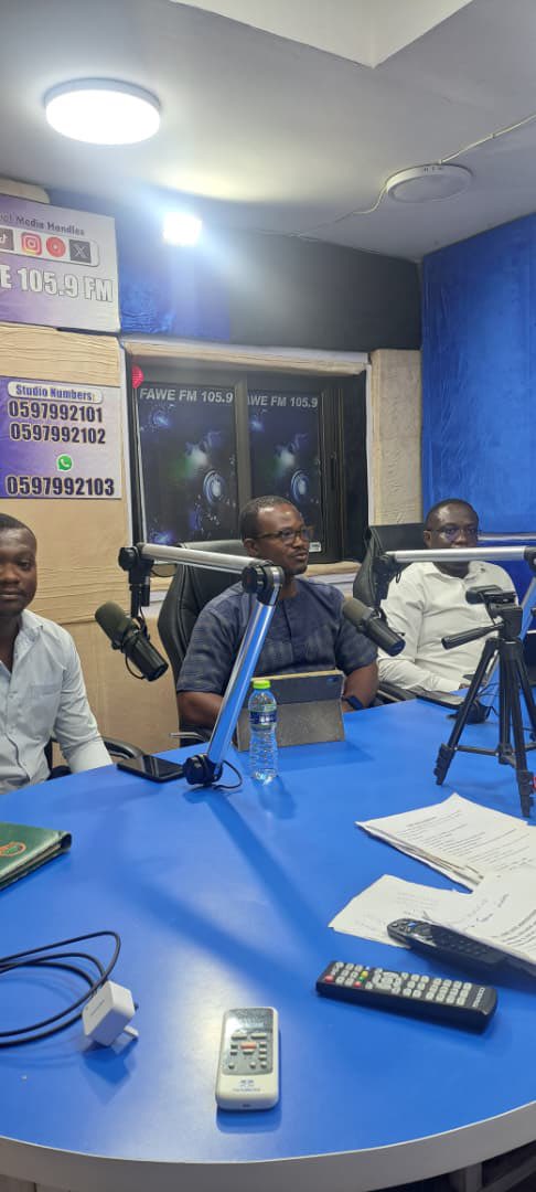 epa_koforidua's tweet image. As part of Client Service Week, the EPA Nsawam District Office visited FAWE FM to educate the community on protecting the environment and promoting a cleaner, healthier Ghana. 💚🌍

#EPAEasternRegion
#ClientServiceWeek 
#ClimateAction