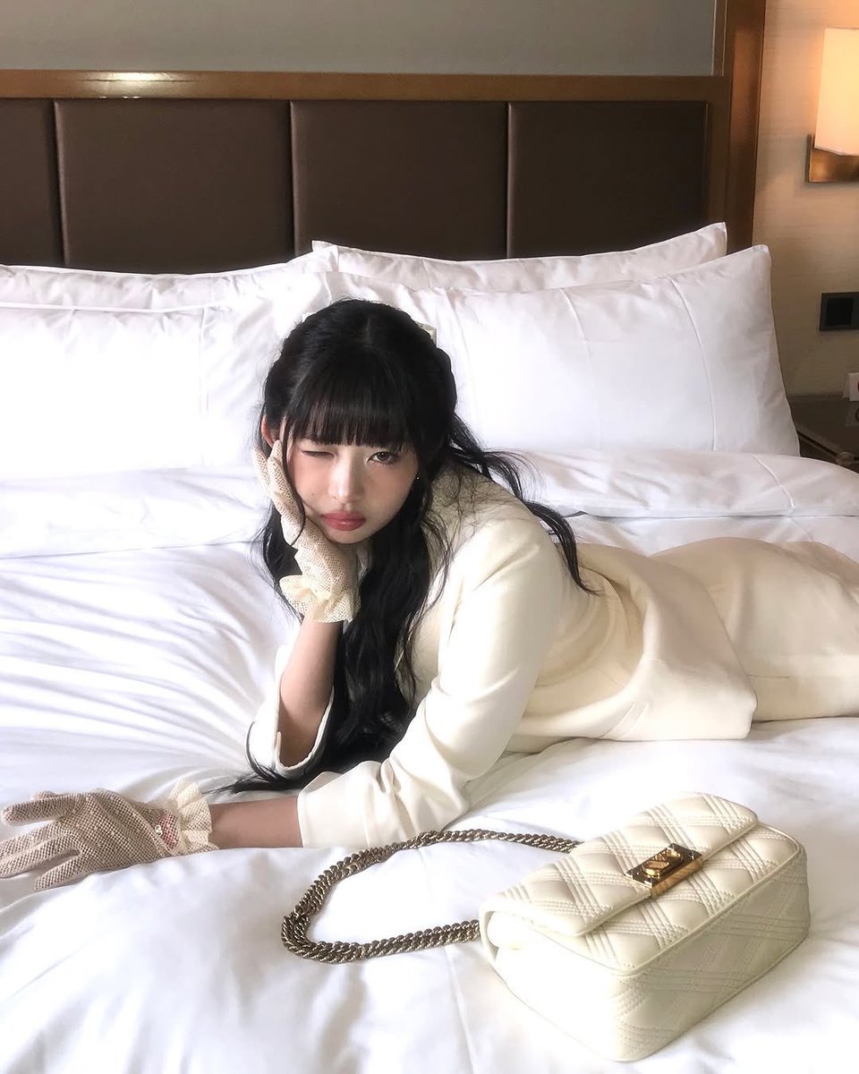 mandu_rei's tweet photo. 발렌티노 https://t.co/E9L7Q2tWvD