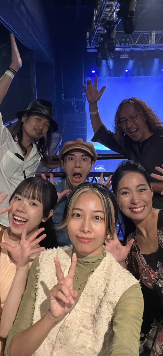 2025.10.01 Zepp新宿『#オムライブ』
ご来場頂き誠にありがとうございました！

数日経ち、やっと終わったんだな。と少しづつ実感しています笑

「Zepp新宿出てみない？」とお誘い頂いてから、無事に？半年間歩んでくることができました。
