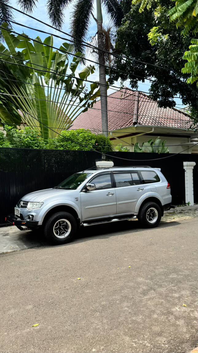 Tukang Mobil Mobilan tweet media