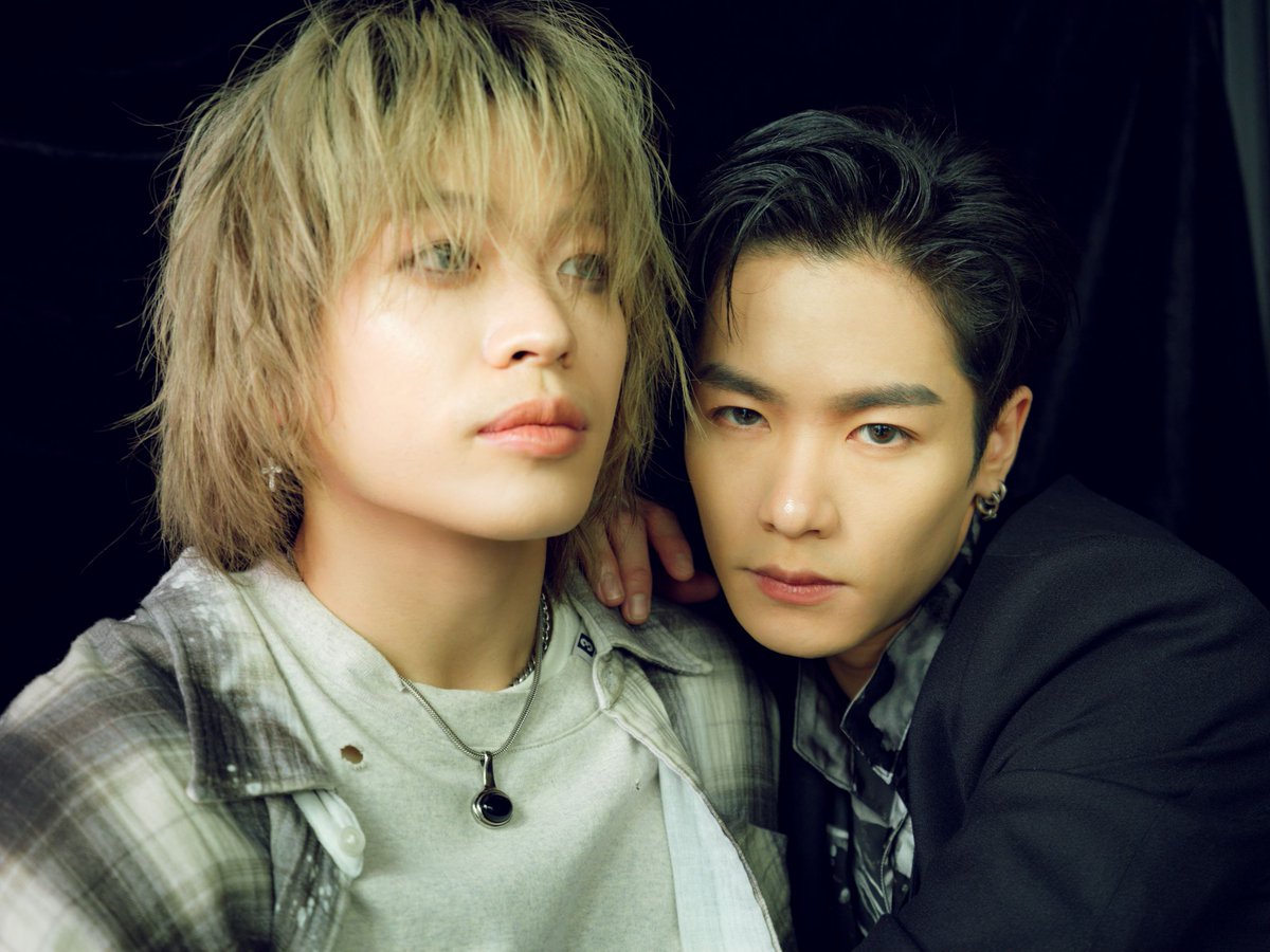 lei_staff's tweet photo. ／
#零 × #YAMASHO
インタビュー公開✨
＼

💎前半
「自分はファンの皆さん、仲間、先輩に救われてきた」（零）
https://t.co/uyZDmQbEsl

💎後半
「壱馬（零）はやっぱかっけえなと思う」（YAMASHO）
https://t.co/nlGGSO3cMe

ぜひチェックしてください☘️

#川村壱馬 @sncrmpg_kk 
#山本彰吾 @yamachiho1006 
@therampagefext